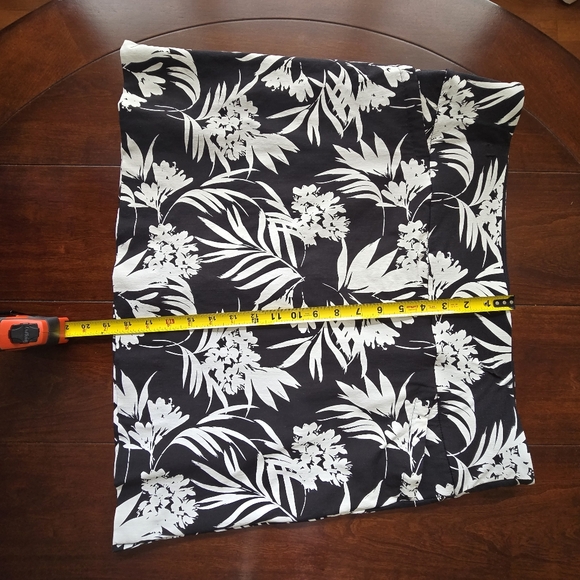 S.C. & CO. Womens Size XXL Black Floral 360 Degree Tummy Control Skort Stretch - Picture 6 of 8